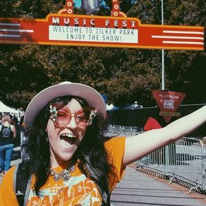 Meet your Posher, Erika